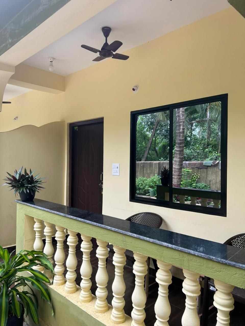 One Love Guest House مورجيم المظهر الخارجي الصورة