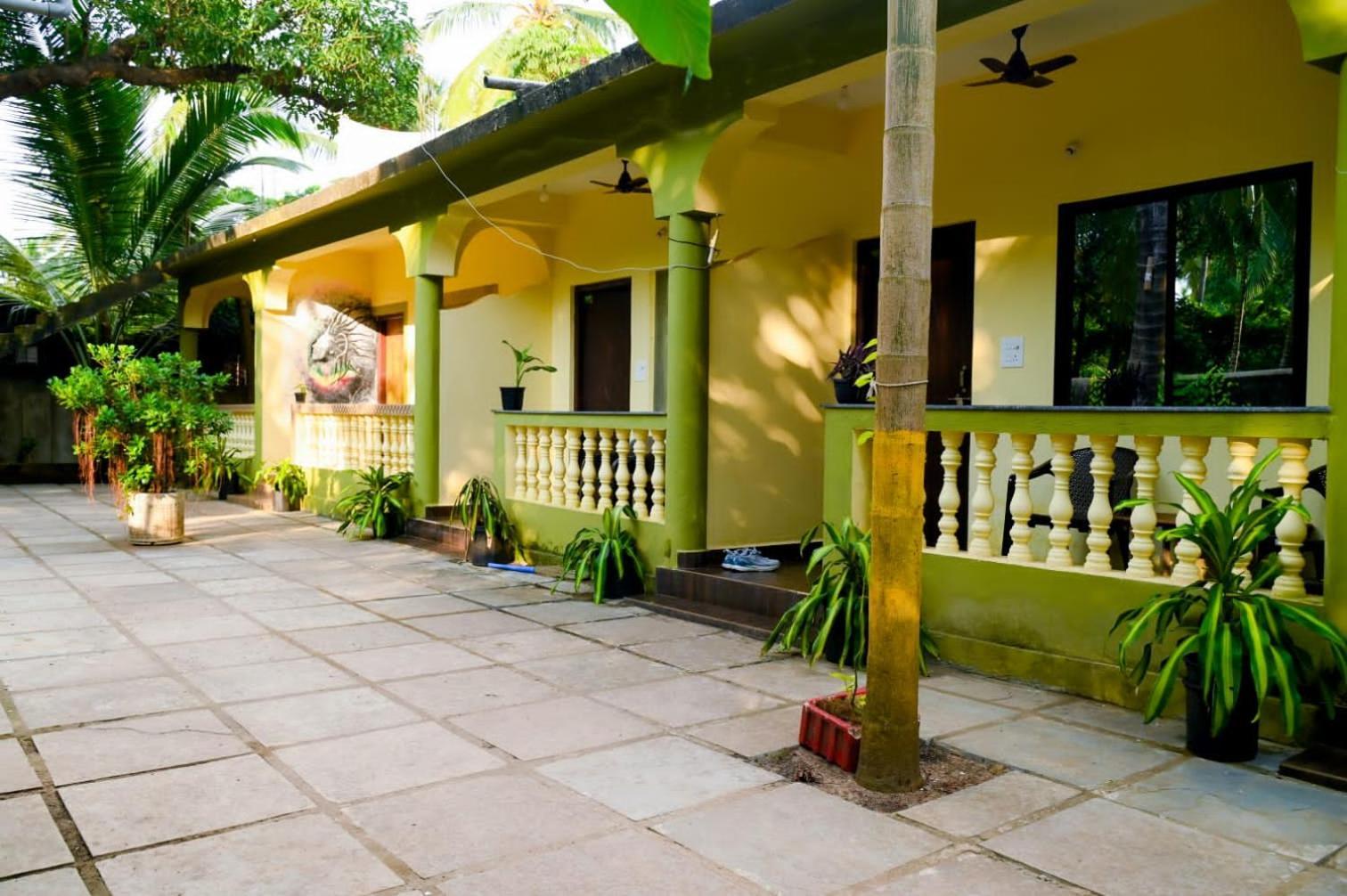 One Love Guest House مورجيم المظهر الخارجي الصورة